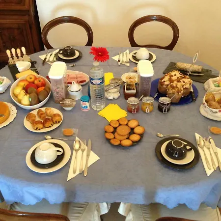 לינה וארוחת בוקר D'hotes Le Phenix